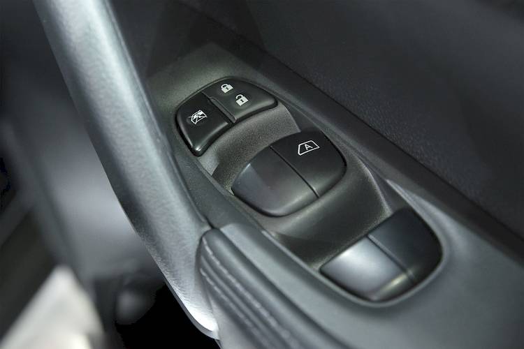 Symptoms of a Bad or Failing Power Window Switch YourMechanic Advice